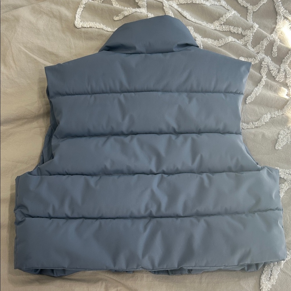New GARAGE Cropped Blue Gray Puffer Vest XS - Picture 3 of 3
